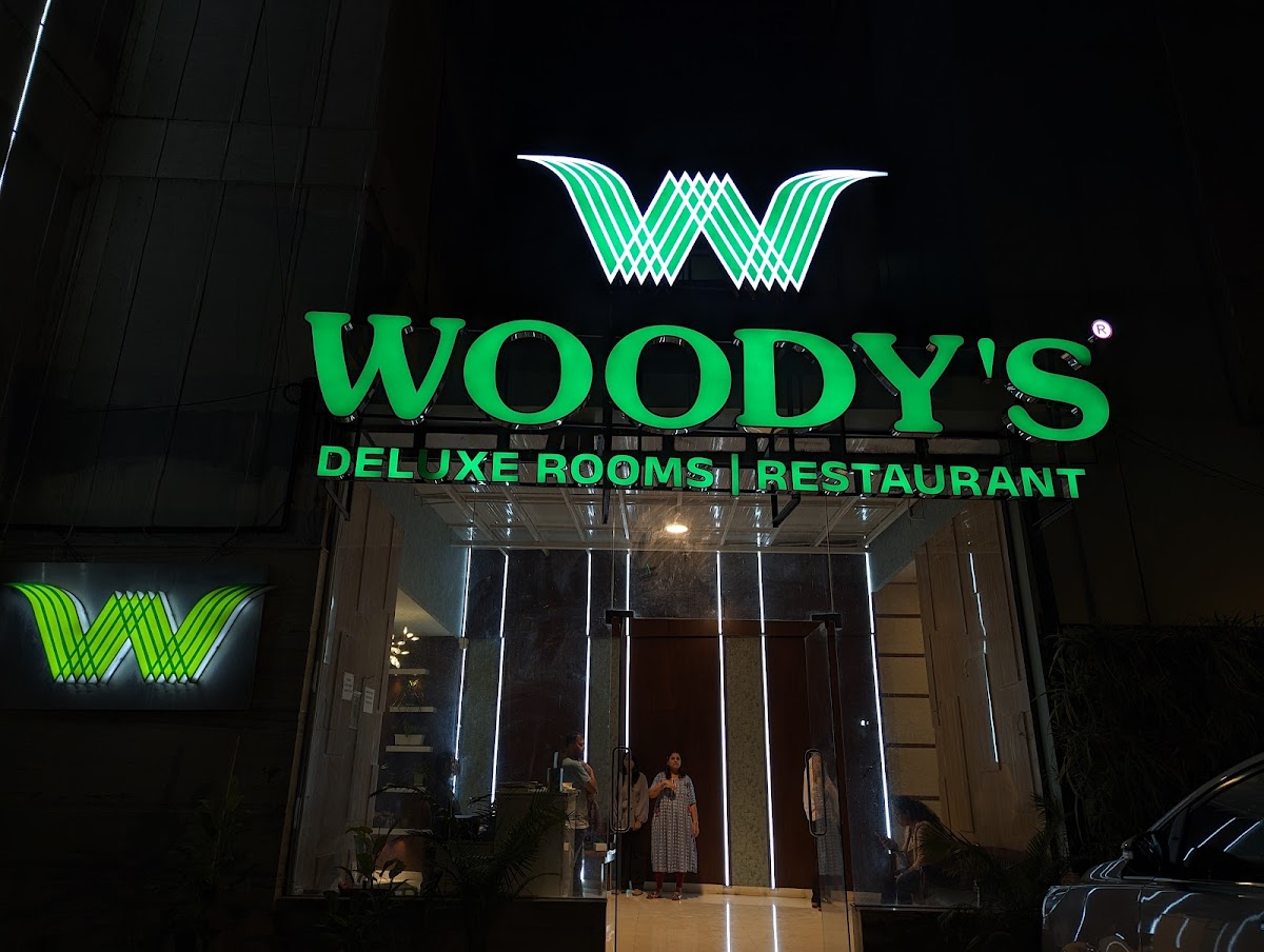 Woody’s